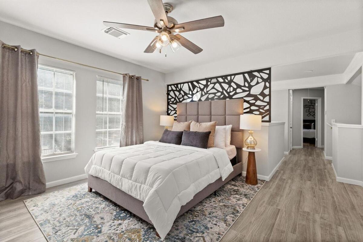 Pool Oasis 5 Bedrooms Game Horn Сasa de vacaciones San Antonio